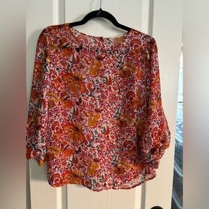 41 HAWTHORN. Size medium.‎ Super cute lightweight blouse with adorable sleeves